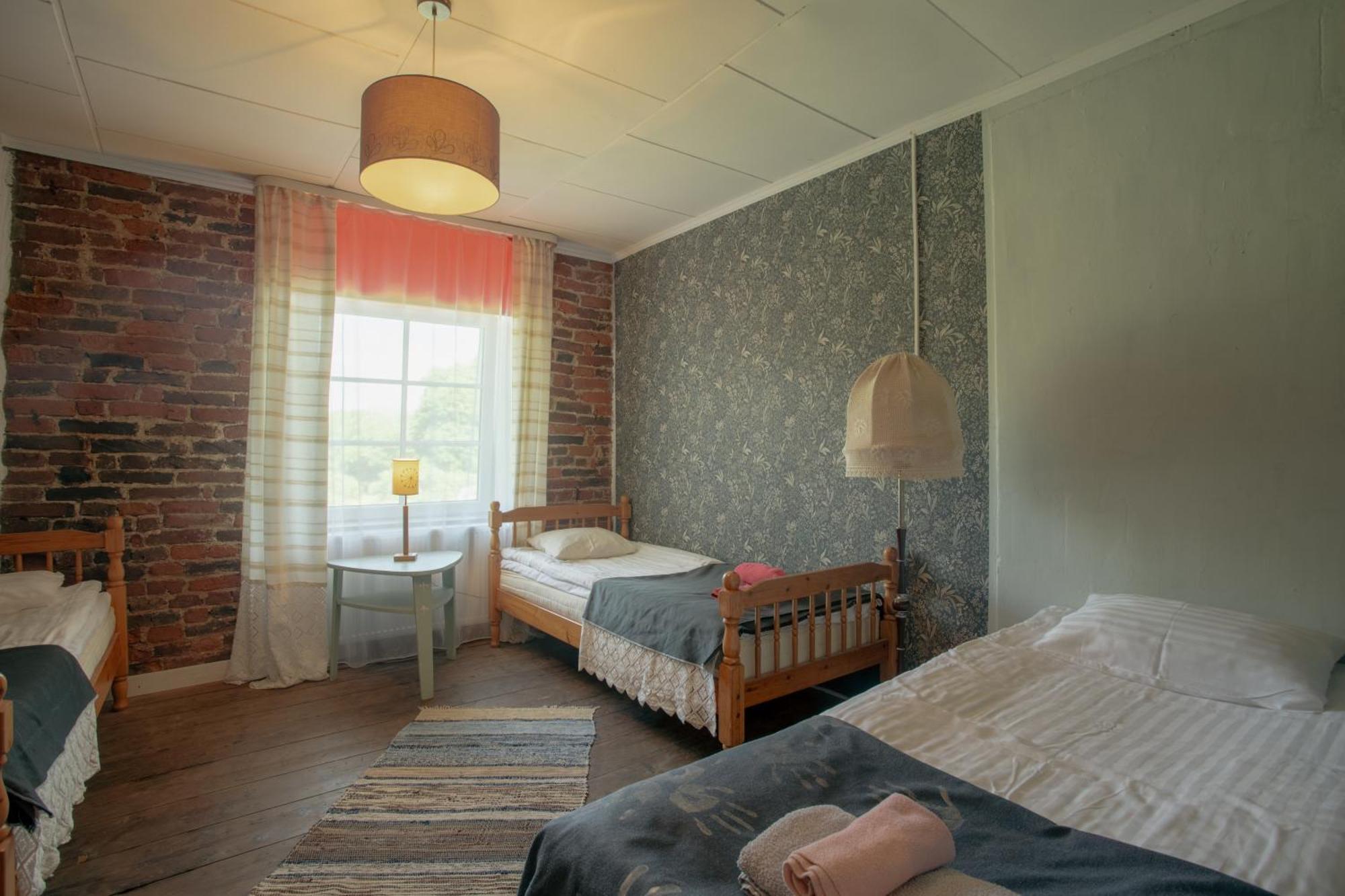 Guesthouse Kadrina Mois Exteriér fotografie