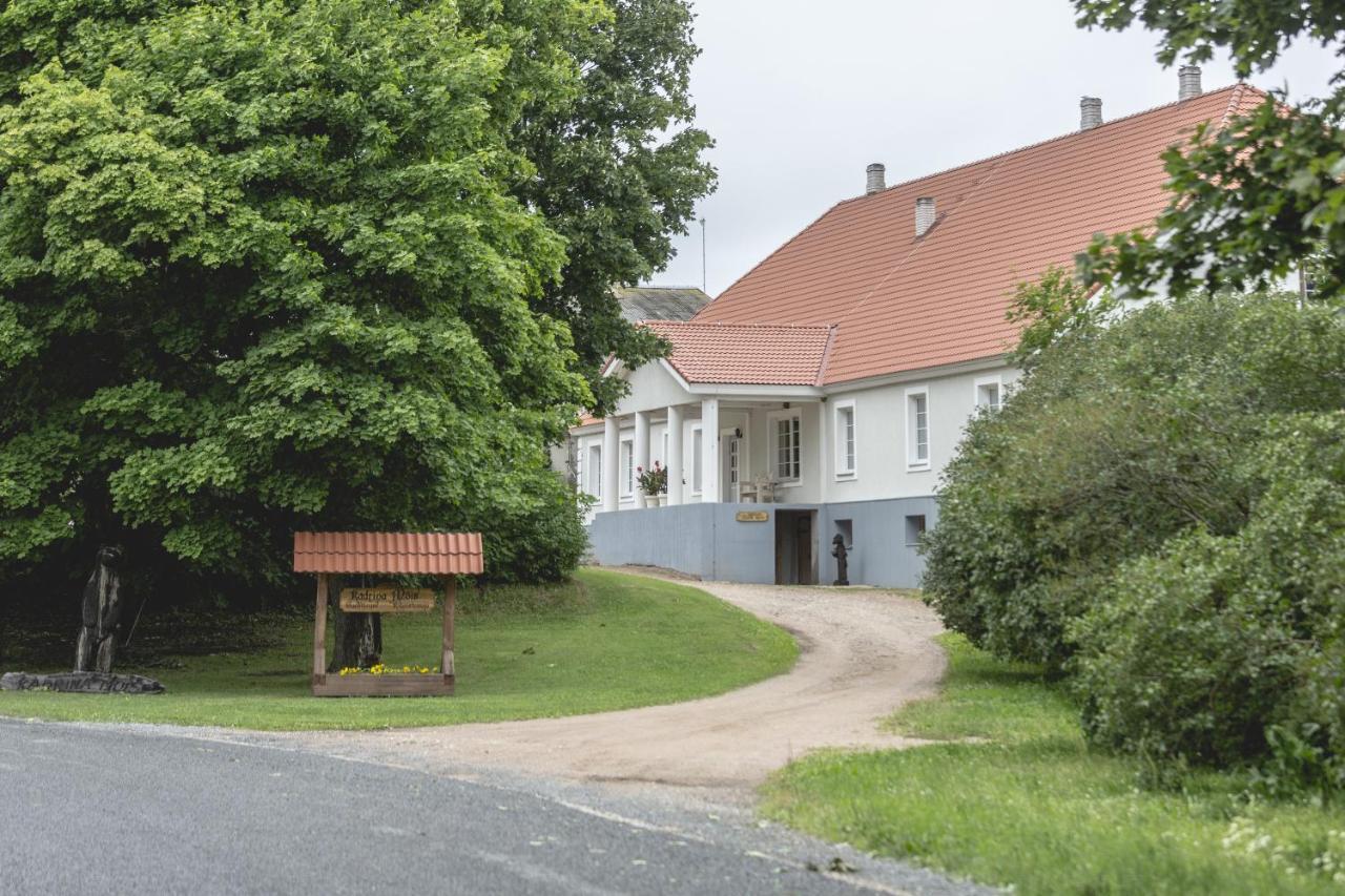 Guesthouse Kadrina Mois Exteriér fotografie